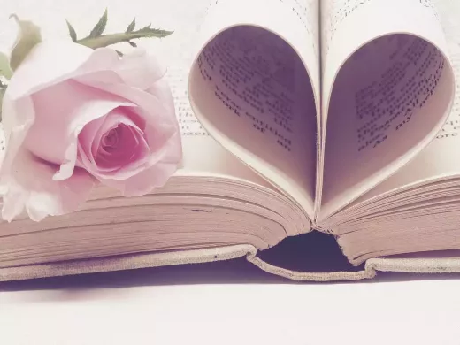 Unique Gifts for Long-Distance Relationships on Valentine's Day